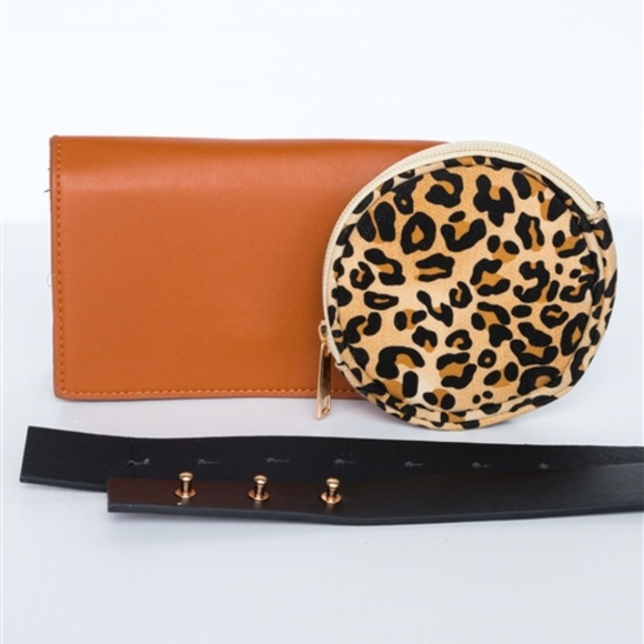 🐆Into the Wild Double Fanny Pack Leopard Belt Bag - Picture 3 of 8